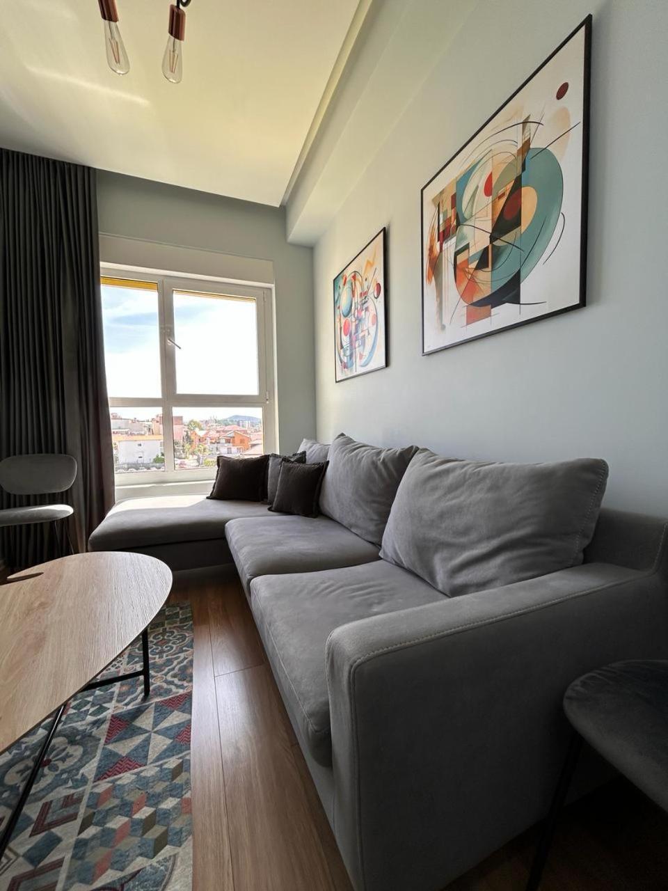 Picasso Apartment Tirana Kültér fotó