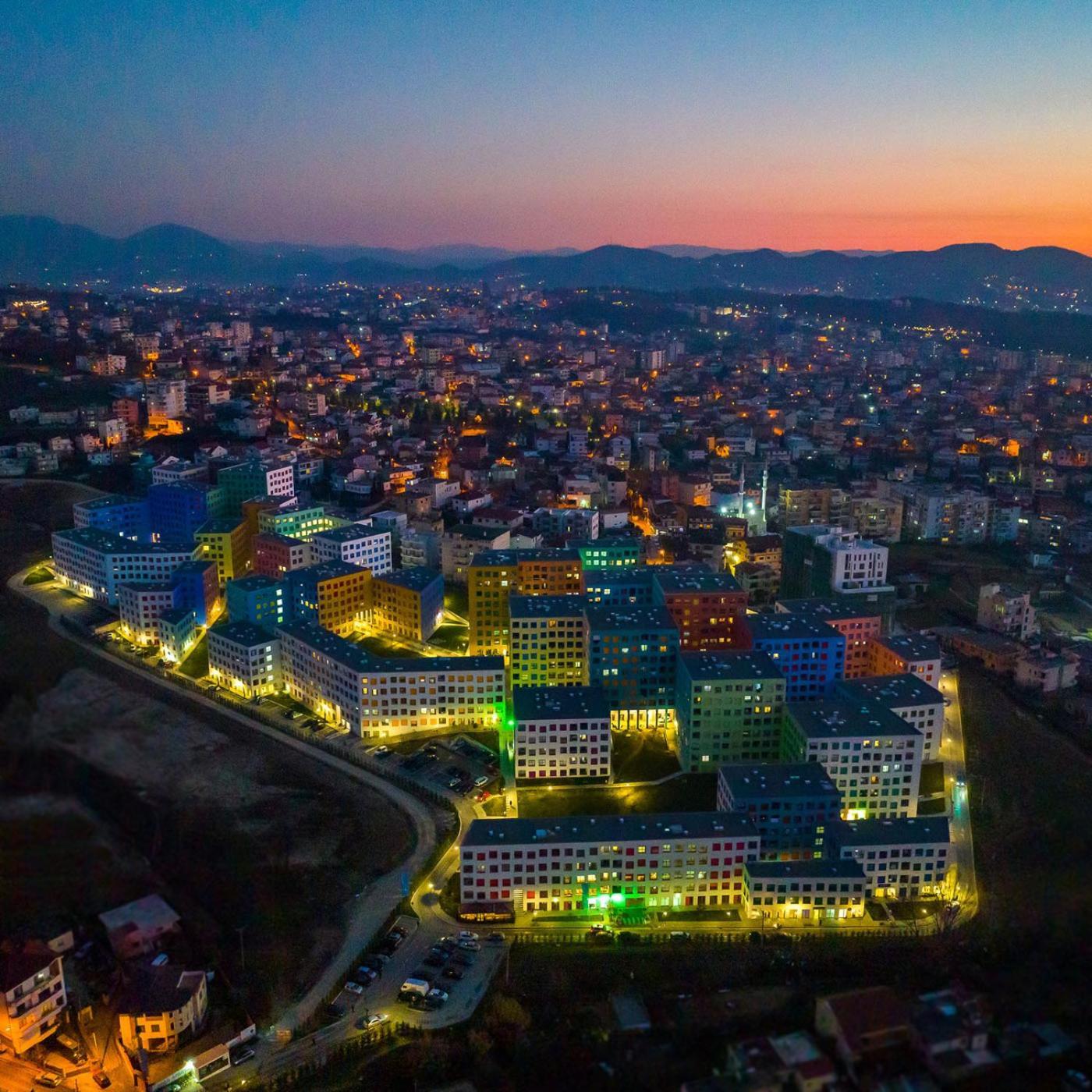 Picasso Apartment Tirana Kültér fotó